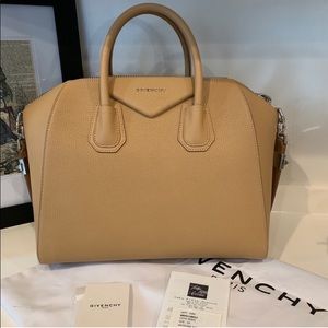 Givenchy Antigona - medium bag